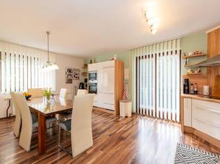 Großzügiges Wohnen in Ruhelage - modernisiertes Zuhause für ein oder zwei Familien, 375000 €, Immobilien-Häuser in 8614 Sankt Erhard