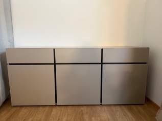 Großes Sideboard zu verkaufen - wie neu 