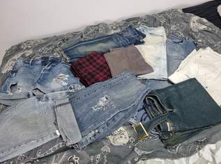 Mehrere Hosen + 1 Rock im Paket , 10 €, Kleidung & Schmuck-Damenkleidung in 1110 Simmering Mehrere Hosen + 1 Rock im Paket , 10 €, Kleidung & Schmuck-Damenkleidung in 1110 Simmering