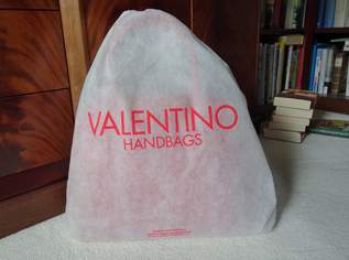 Handtasche Valentino, 120 €, Kleidung & Schmuck-Taschen & Koffer in 1230 Liesing