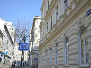 Schöne 4 Zimmer Wohnung mit Terrasse. Nähe Mariahilfer Straße, 2800 €, Immobilien-Wohnungen in 1060 Mariahilf