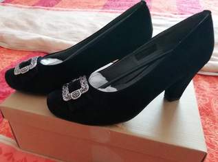 Tracht, 69 €, Kleidung & Schmuck-Damenkleidung in 4040 Linz Tracht, 69 €, Kleidung & Schmuck-Damenkleidung in 4040 Linz