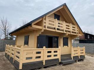 Blockhaus.Sommerhaus aus Holz mit einer Fläche von 65,5 m2.