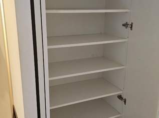 Schrank, 170 €, Haus, Bau, Garten-Möbel & Sanitär in 1170 Hernals
