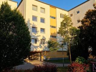 Klein, aber mein: Kompakte Starterwohnung mit S/W-Loggia gleich bei Wien, 99000 €, Immobilien-Wohnungen in 2384 Breitenfurt