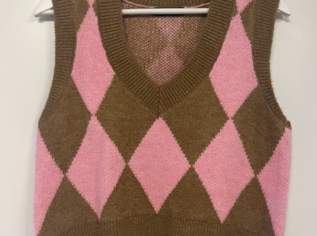 Stradivarius Sweater Vest , 15 €, Kleidung & Schmuck-Damenkleidung in 9020 Klagenfurt am Wörthersee