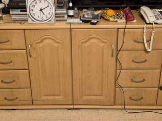 Kasten, Eckbank, Kommode und Bett, 0 €, Marktplatz-Sammlungen & Haushaltsauflösungen in 1200 Brigittenau Kasten, Eckbank, Kommode und Bett, 0 €, Marktplatz-Sammlungen & Haushaltsauflösungen in 1200 Brigittenau