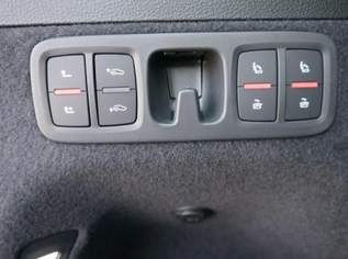 Q7 S line 45 TDI*4X4*AHK*LED*7-SITZE*20 ZOLL*..., 97104 €, Auto & Fahrrad-Autos in 6844 Gemeinde Altach Q7 S line 45 TDI*4X4*AHK*LED*7-SITZE*20 ZOLL*..., 97104 €, Auto & Fahrrad-Autos in 6844 Gemeinde Altach
