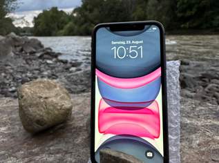 iPhone 11 64GB Schwarz | Entsperrt | Neuer Akku & Display | Guter Zustand, 179 €, Marktplatz-Computer, Handys & Software in 8045 Graz iPhone 11 64GB Schwarz | Entsperrt | Neuer Akku & Display | Guter Zustand, 179 €, Marktplatz-Computer, Handys & Software in 8045 Graz
