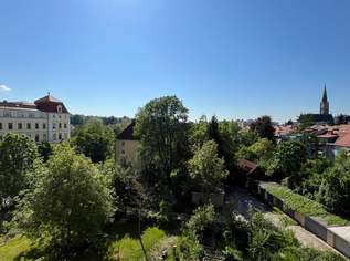 St. Leonhard! Zentral gelegene Wohnung mit ruhiger Loggia und schöner Aussicht, 199000 €, Immobilien-Wohnungen in 8010 