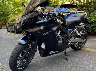Honda CBR 650 F, 3000 €, Auto & Fahrrad-Motorräder in 1300 Schwechat