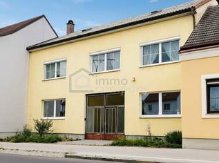 Platz ohne Ende - MEHRFAMILIENHAUS - EFH mit Einliegerwohnung & Nebengebäuden!, 557000 €, Immobilien-Häuser in 2460 Gemeinde Bruck an der Leitha