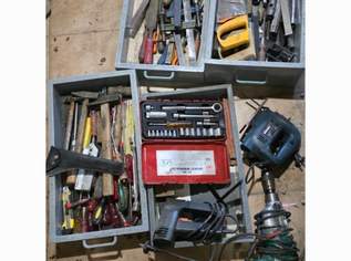 Hanwerkzeuge und Geräte