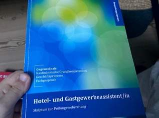 Hotel- und Gastgewerbeassistent - Skriptum zur Prüfungsvorbereitung, 15 €, Marktplatz-Bücher & Bildbände in 6372 Gemeinde Oberndorf in Tirol