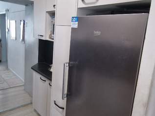 Küchenschränke+Geräte