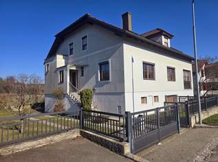 Großzügiges Wohnhaus mit zwei Wohneinheiten in 2070 Retz - toller Garten, Zweitgarage, Pelletheizung, 325000 €, Immobilien-Häuser in 2070 Retz Großzügiges Wohnhaus mit zwei Wohneinheiten in 2070 Retz - toller Garten, Zweitgarage, Pelletheizung, 325000 €, Immobilien-Häuser in 2070 Retz