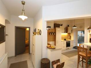 Historische Altbauwohnung in der Innenstadt, Nähe Hauptbahnhof, 1699 €, Immobilien-Wohnungen in 9500 