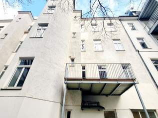 Entzückende Altbauwohnung mit Sanierungsbedarf! Balkon optional möglich! Grüner Innenhof + Ruhelage + Schönes Altbauhaus! Jetzt selbst gestalten und einziehen!, 219000 €, Immobilien-Wohnungen in 1150 Rudolfsheim-Fünfhaus
