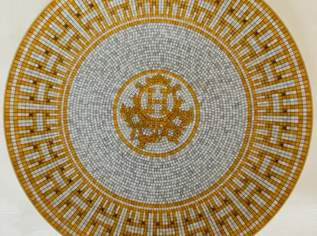 Hermès Mosaïque au 24 Gold - Porzellanservice, 36-teilig, 4500 €, Marktplatz-Antiquitäten, Sammlerobjekte & Kunst in 1010 Innere Stadt