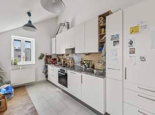 Provisionsfrei für den Käufer! Nähe U1 Keplerplatz - DG-Maisonette im ruhigen Innenhof!, 249000 €, Immobilien-Wohnungen in 1100 Favoriten
