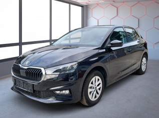 Fabia Selection TSI, 18490 €, Auto & Fahrrad-Autos in 3921 Langschlag Fabia Selection TSI, 18490 €, Auto & Fahrrad-Autos in 3921 Langschlag