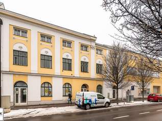 *** Nähe Stadtzentrum Wiener Neustadt: attraktive Zinshaus-Liegenschaft mit Büro- und Wohnnutzung & Gargenplätzen ***, 2090000 €, Immobilien-Gewerbeobjekte in Niederösterreich *** Nähe Stadtzentrum Wiener Neustadt: attraktive Zinshaus-Liegenschaft mit Büro- und Wohnnutzung & Gargenplätzen ***, 2090000 €, Immobilien-Gewerbeobjekte in Niederösterreich