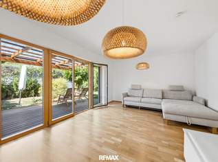 Traumhaftes Eckreihenhaus (Bj. 2018) inkl. 2 PKW-Stellplätze: Modern, energieeffizient und bezugsfertig!, 498000 €, Immobilien-Häuser in 2020 Hollabrunn Traumhaftes Eckreihenhaus (Bj. 2018) inkl. 2 PKW-Stellplätze: Modern, energieeffizient und bezugsfertig!, 498000 €, Immobilien-Häuser in 2020 Hollabrunn