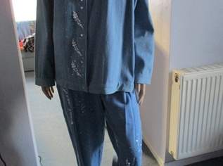 Hosenanzug, 80 €, Kleidung & Schmuck-Damenkleidung in 6655 Gemeinde Kaisers Hosenanzug, 80 €, Kleidung & Schmuck-Damenkleidung in 6655 Gemeinde Kaisers