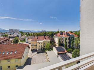 Sonnige 2-Zimmer-Wohnung im 5. Liftstock – Südwest-Loggia & attraktives Sanierungspotenzial nahe Klagenfurter Zentrum, 129000 €, Immobilien-Wohnungen in 9020 