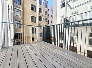 Altbauwohnung mit Balkon nahe dem beliebten Wiener Prater, 660000 €, Immobilien-Wohnungen in 1020 Leopoldstadt