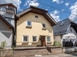 Liebevolles Altstadthaus mit Garten in der Kuferzeile, 340000 €, Immobilien-Häuser in 4810 Gmunden