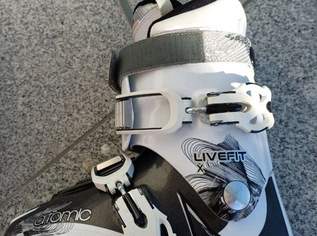 Skischuhe Atomic weiß Größe 39