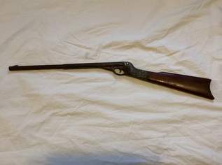 Markham Spielzeuggewehr von 1911, 80 €, Marktplatz-Antiquitäten, Sammlerobjekte & Kunst in 4061 Pasching