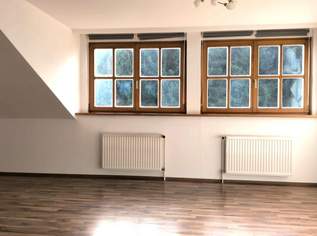 Ankommen und wohlfühlen: Stilvolle Dachgeschosswohnung mit Parkplatz, 675.66 €, Immobilien-Wohnungen in 8572 Bärnbach