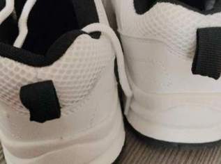 Damen Sneaker weiß, Gr.39 neu und ungetragen von Infinity Damen Sneaker weiß, Gr.39 neu und ungetragen von Infinity