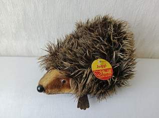 Sammlerstück, Fa. STEIFF, Igel Joggi, ca 18cm, FIXPREIS 35€ /NUR SELBSTABHOLUNG,23 Bez. KEIN Versand!!!!!!! , 35 €, Kindersachen-Spielzeug in 1230 Liesing Sammlerstück, Fa. STEIFF, Igel Joggi, ca 18cm, FIXPREIS 35€ /NUR SELBSTABHOLUNG,23 Bez. KEIN Versand!!!!!!! , 35 €, Kindersachen-Spielzeug in 1230 Liesing