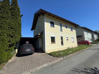 Gepflegtes Einfamilienhaus mit Garten in ruhiger Siedlungslage am Ortsrand von Ollersdorf Gepflegtes Einfamilienhaus mit Garten in ruhiger Siedlungslage am Ortsrand von Ollersdorf