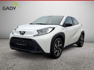 AYGO X 1,0 Play *Mit Winterräder*, 15430 €, Auto & Fahrrad-Autos in 8041 Liebenau