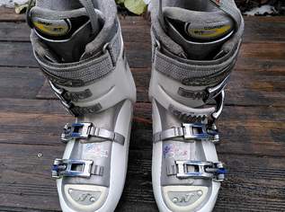 Schischuhe Gr. 37, 20 €, Kleidung & Schmuck-Damenkleidung in 2111 Gemeinde Harmannsdorf