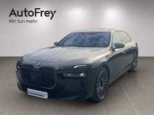 740d xDrive Limousine, 159890 €, Auto & Fahrrad-Autos in 5300 Hallwang