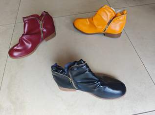 Modische Lederstiefeletten in 3 Farben, 80 €, Kleidung & Schmuck-Damenkleidung in 2391 Gemeinde Kaltenleutgeben Modische Lederstiefeletten in 3 Farben, 80 €, Kleidung & Schmuck-Damenkleidung in 2391 Gemeinde Kaltenleutgeben