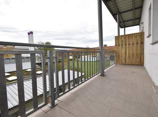 Gepflegtes Mini-Apartment mit Badezimmer und Balkon in zentraler Lage - Zimmer 14! Nähe BMW, SKF!!!, 36960 €, Immobilien-Wohnungen in 4400 Steyr