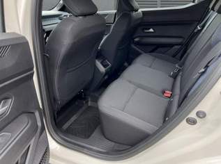 Duster Expression Winterpaket+LED+RFK TCe 100..., 25651 €, Auto & Fahrrad-Autos in 6844 Gemeinde Altach