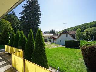 Liegenschaft im Bauland Kerngebiet mit zwei Häusern und Doppelgarage - 400 Meter zum Wienerwaldsee!, 390000 €, Immobilien-Häuser in Niederösterreich