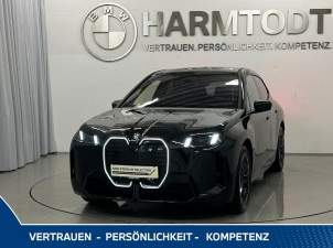 iX M70 *Innovationspaket / Pano / AHK / Ö-Paket*, 103900 €, Auto & Fahrrad-Autos in 8232 Grafendorf bei Hartberg iX M70 *Innovationspaket / Pano / AHK / Ö-Paket*, 103900 €, Auto & Fahrrad-Autos in 8232 Grafendorf bei Hartberg