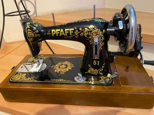 Vintage Nähmaschine Frister Rossmann, 170 €, Marktplatz-Antiquitäten, Sammlerobjekte & Kunst in 5165 Berndorf bei Salzburg Vintage Nähmaschine Frister Rossmann, 170 €, Marktplatz-Antiquitäten, Sammlerobjekte & Kunst in 5165 Berndorf bei Salzburg