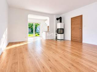 Renoviertes Haus mit ruhigem Garten, Dachterrasse & Ausbaureserve – Nebenkostenbonus bis 30.06.!, 299000 €, Immobilien-Häuser in 2412 Gemeinde Wolfsthal