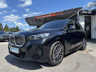 iX1 30 xDrive M Sport, 44990 €, Auto & Fahrrad-Autos in 6112 Marktgemeinde Wattens