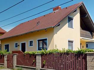 Charmantes Einfamilienhaus mit Garten und Garage in Wien-Eßling – mit Modernisierungspotenzial, 599000 €, Immobilien-Häuser in 1220 Donaustadt Charmantes Einfamilienhaus mit Garten und Garage in Wien-Eßling – mit Modernisierungspotenzial, 599000 €, Immobilien-Häuser in 1220 Donaustadt
