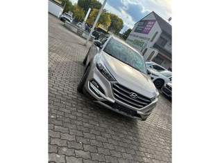 Tucson 1,7 CRDI Start-Stopp Go DCT, 16590 €, Auto & Fahrrad-Autos in 2000 Gemeinde Stockerau